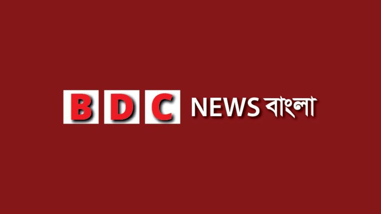 স্কুলছাত্রীকে লাথি মারার ভিডিও ভাইরাল, ভুক্তভোগীকেই টিসি দেওয়ার অভিযোগ